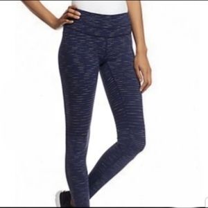 Lucy Leggings.  Size Small.  Excellent condition !!!